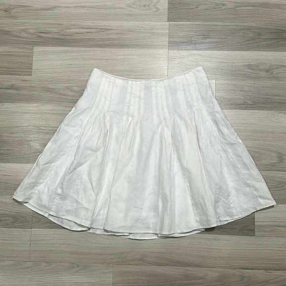 LOFT 100% Linen White mini Skirt Size 2P - Picture 1 of 5
